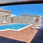 Chalet Aroca